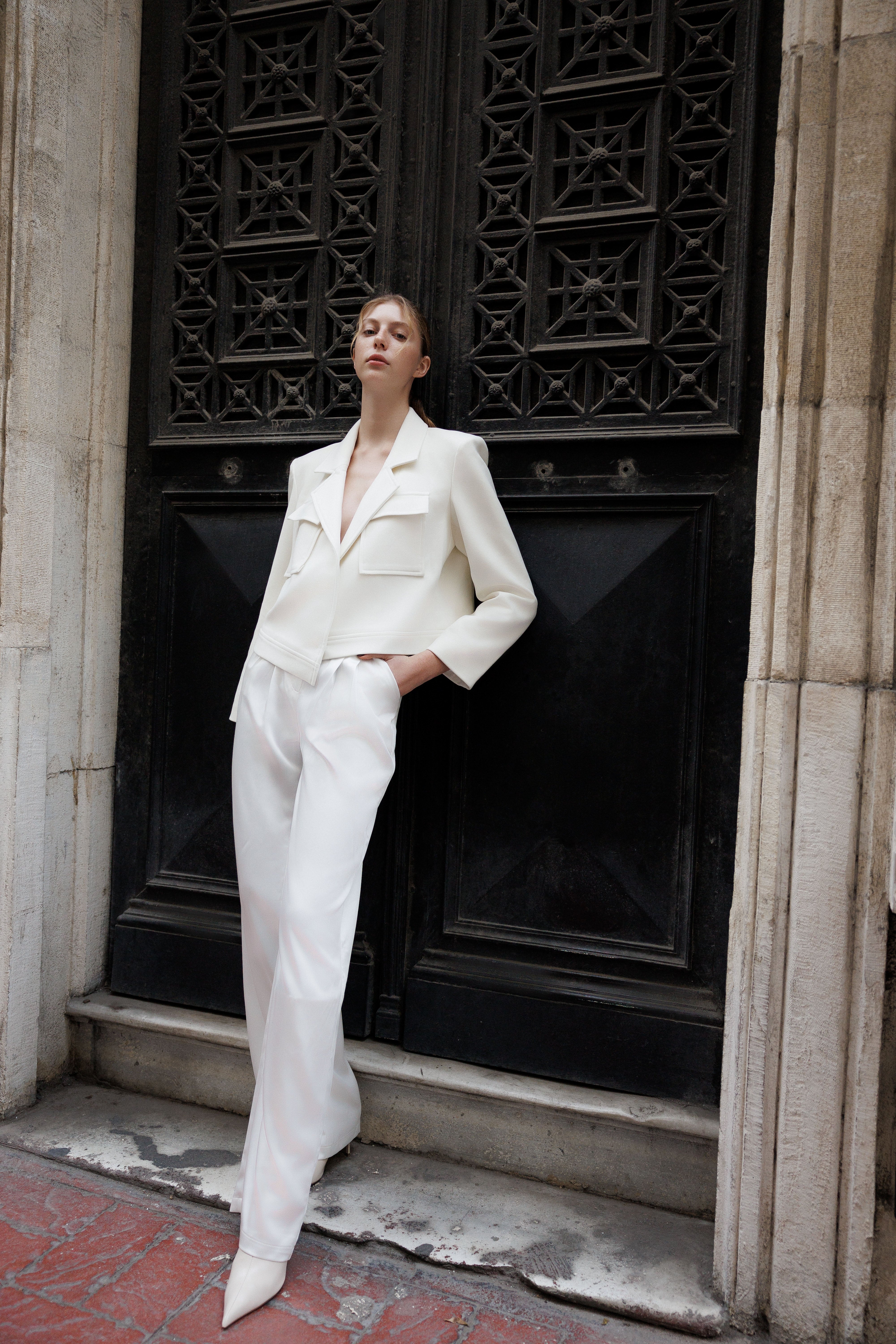 Asimetrik Kapama Cep Detaylı Ceket