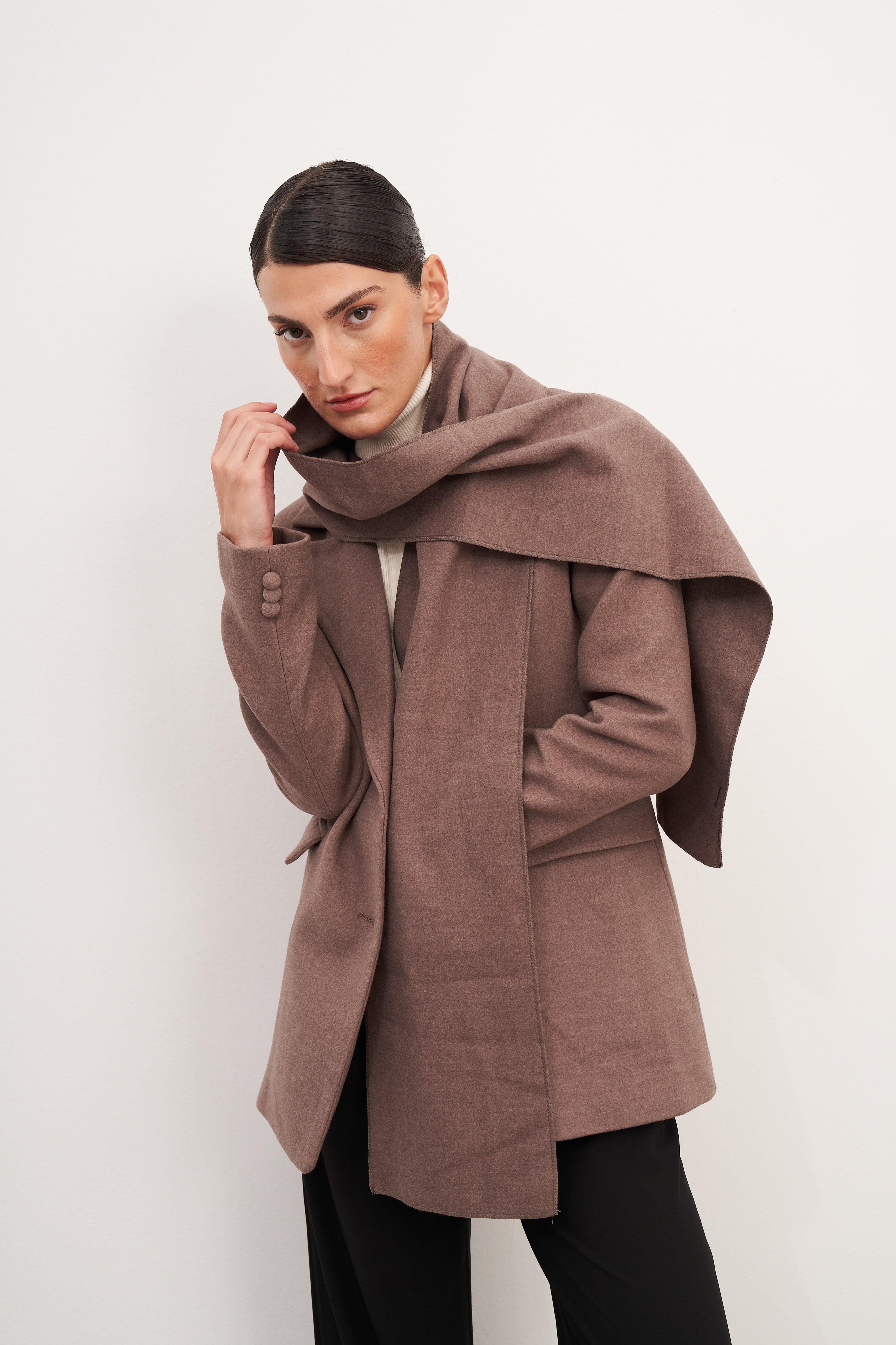 Vizon Şal Detaylı Kaşe Blazer Ceket