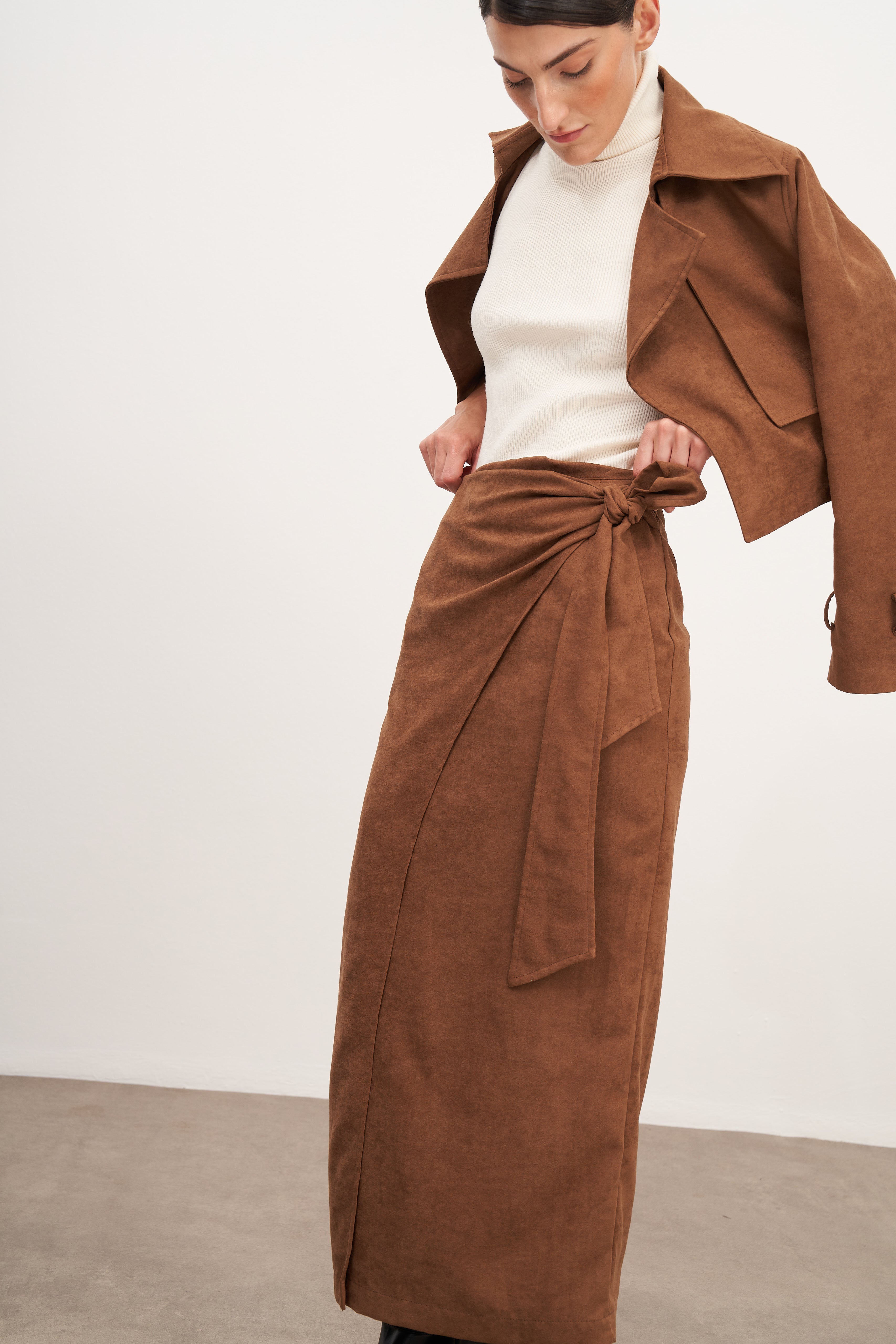 Taba Süet Bağlamalı Uzun Etek