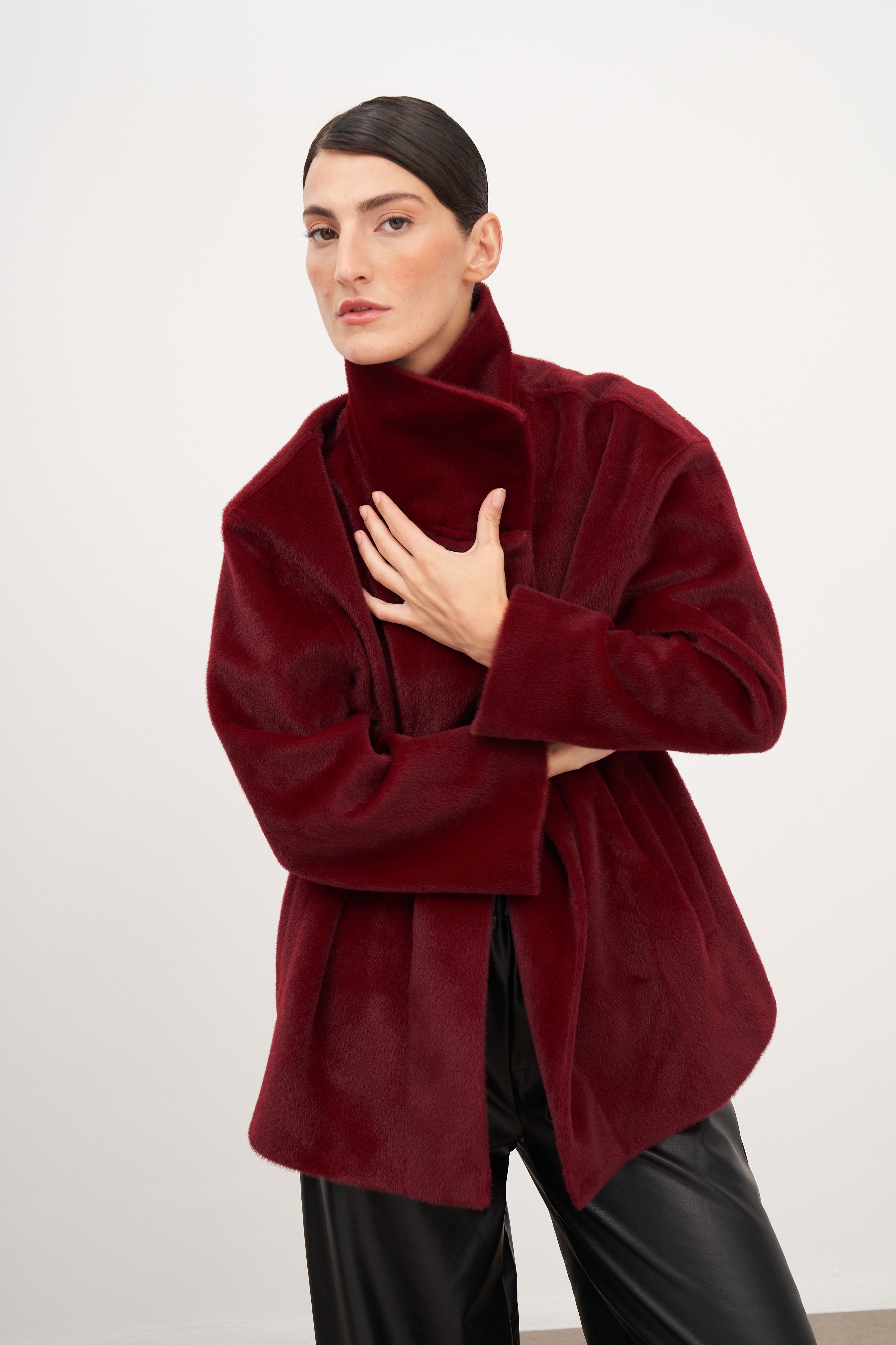 Bordo Alpaka Yüksek Yaka Kaban