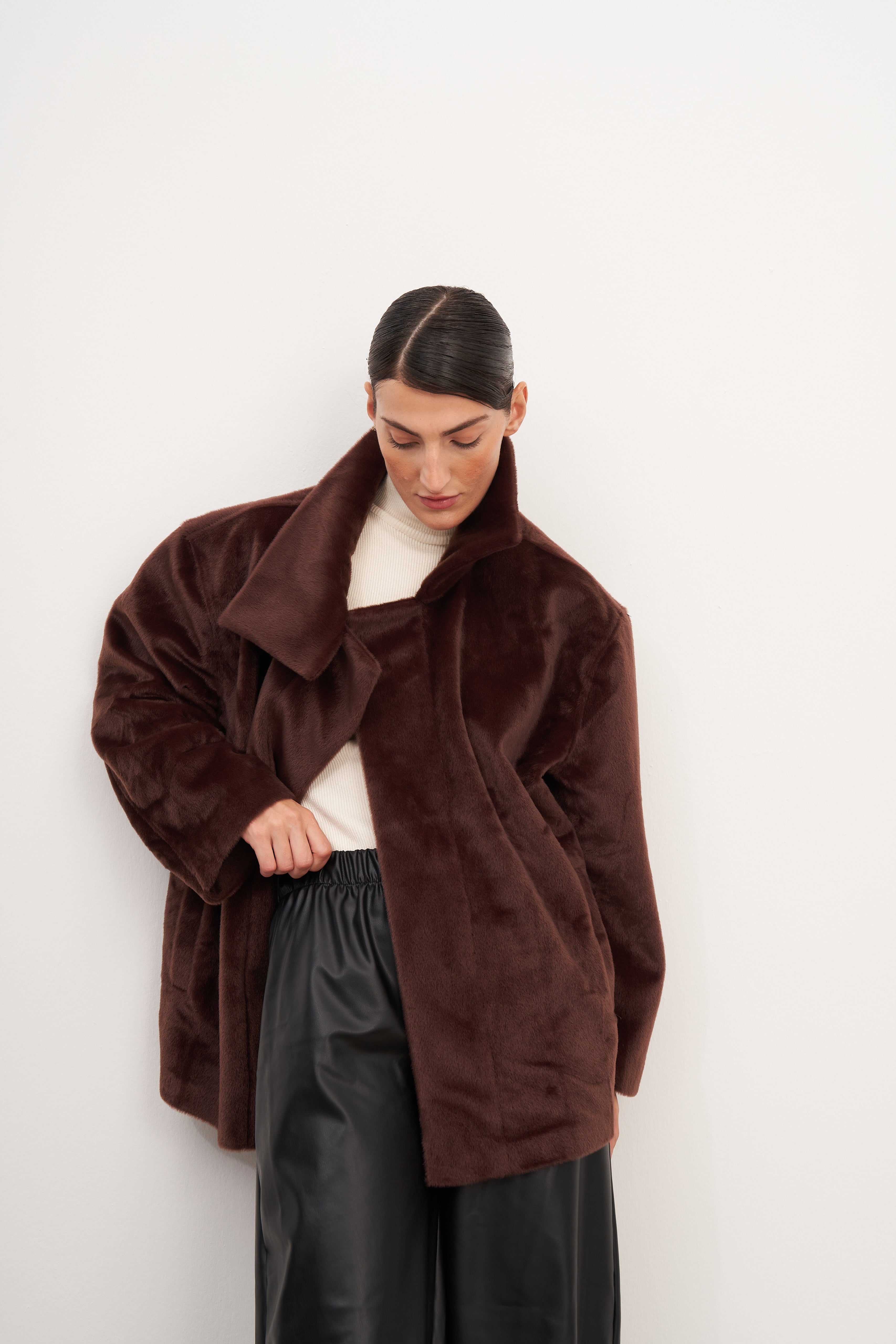 Acı Kahve Yüksek Yaka Kaban