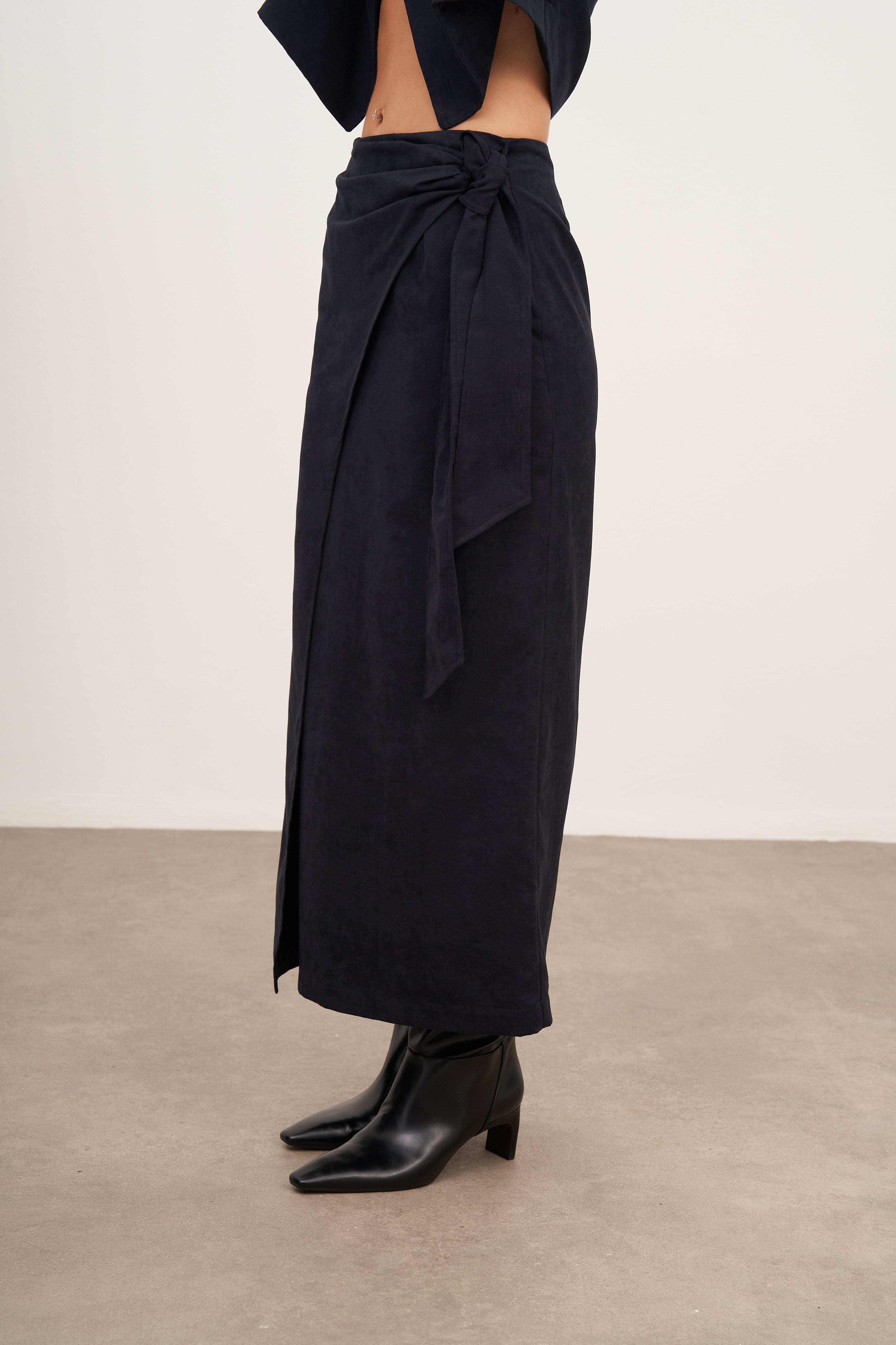 Lacivert Süet Bağlamalı Uzun Etek