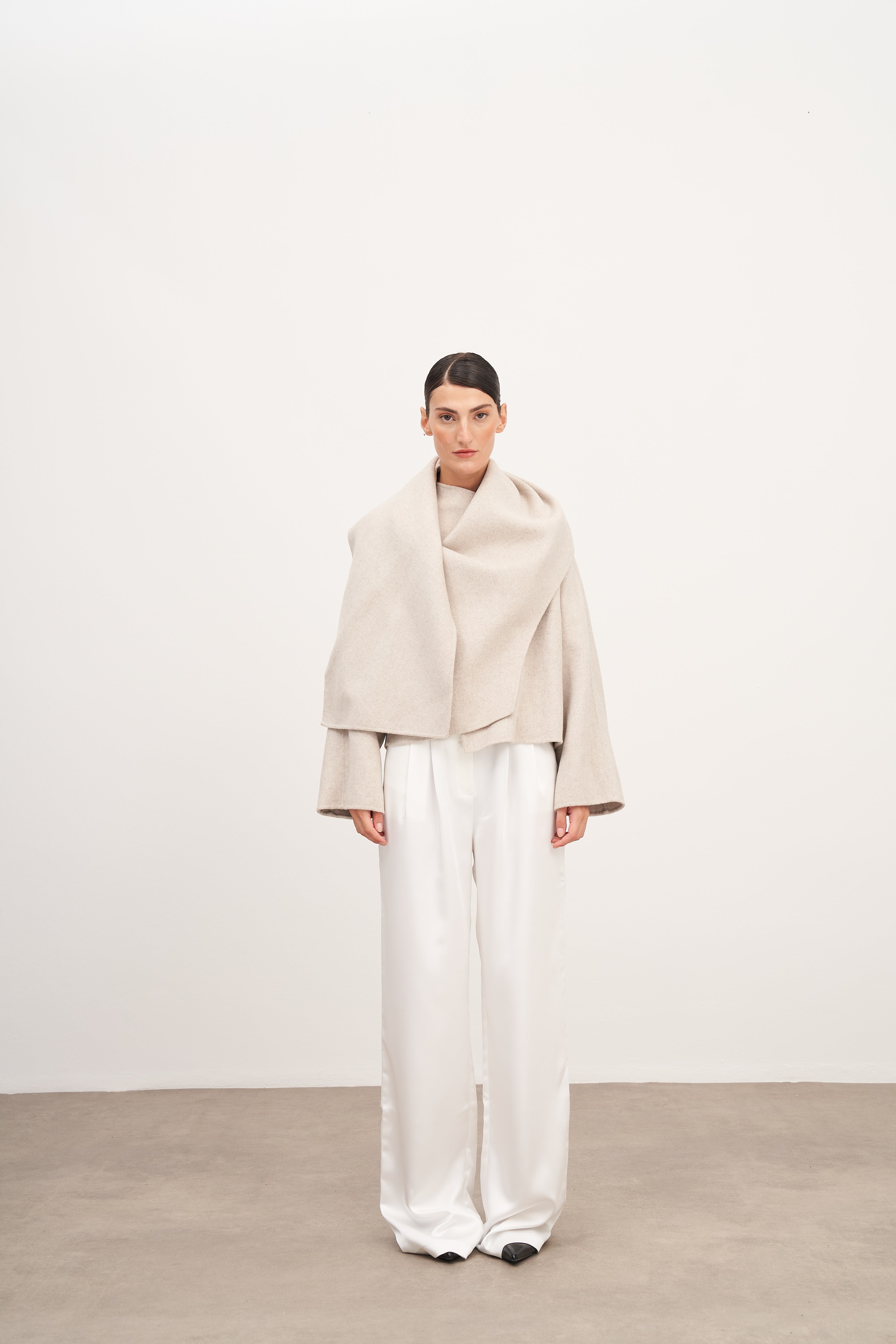 Şal Detaylı Yün Karışımlı Kaban