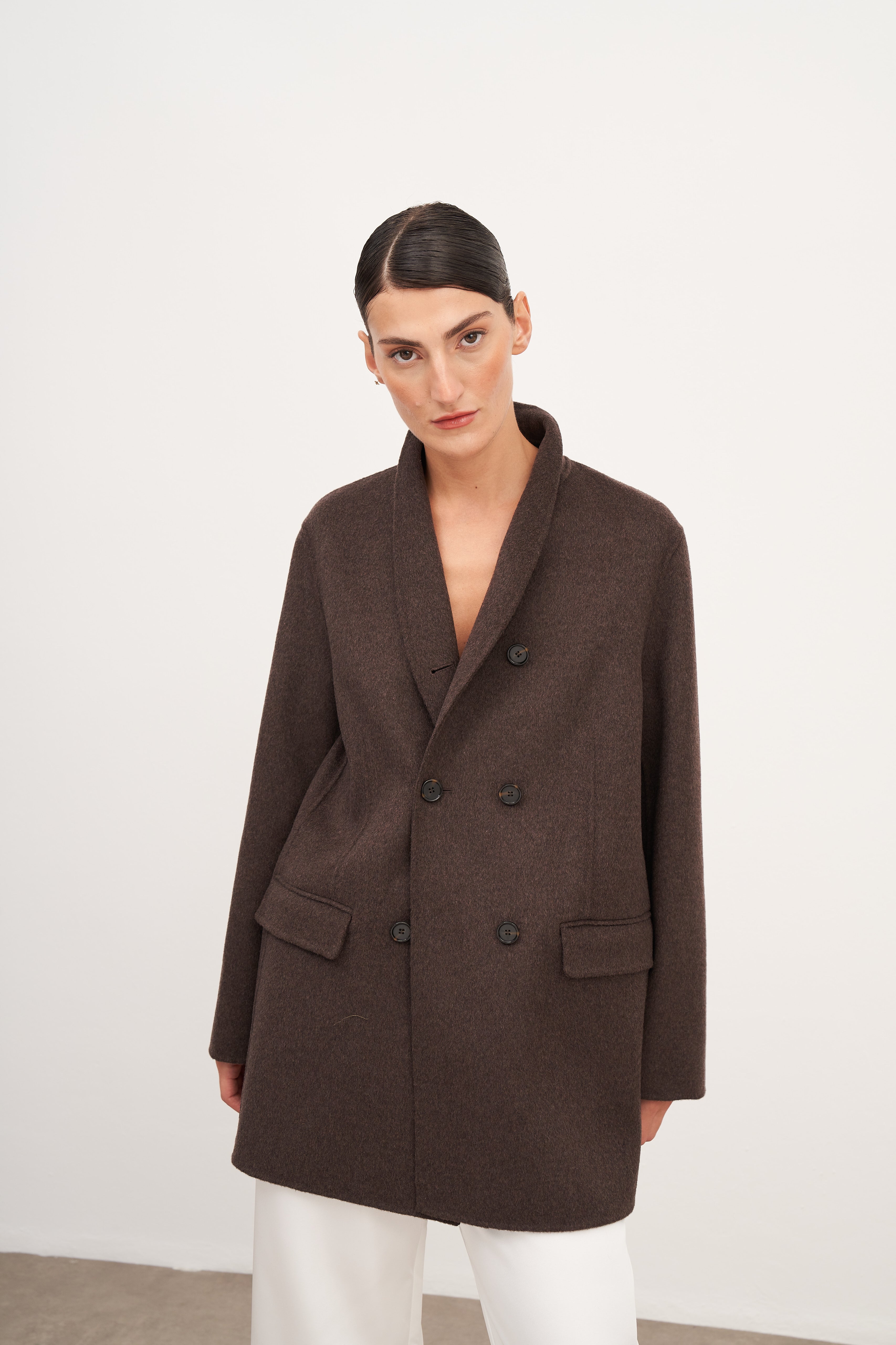 Acı Kahve Düğme Kapama Kaban