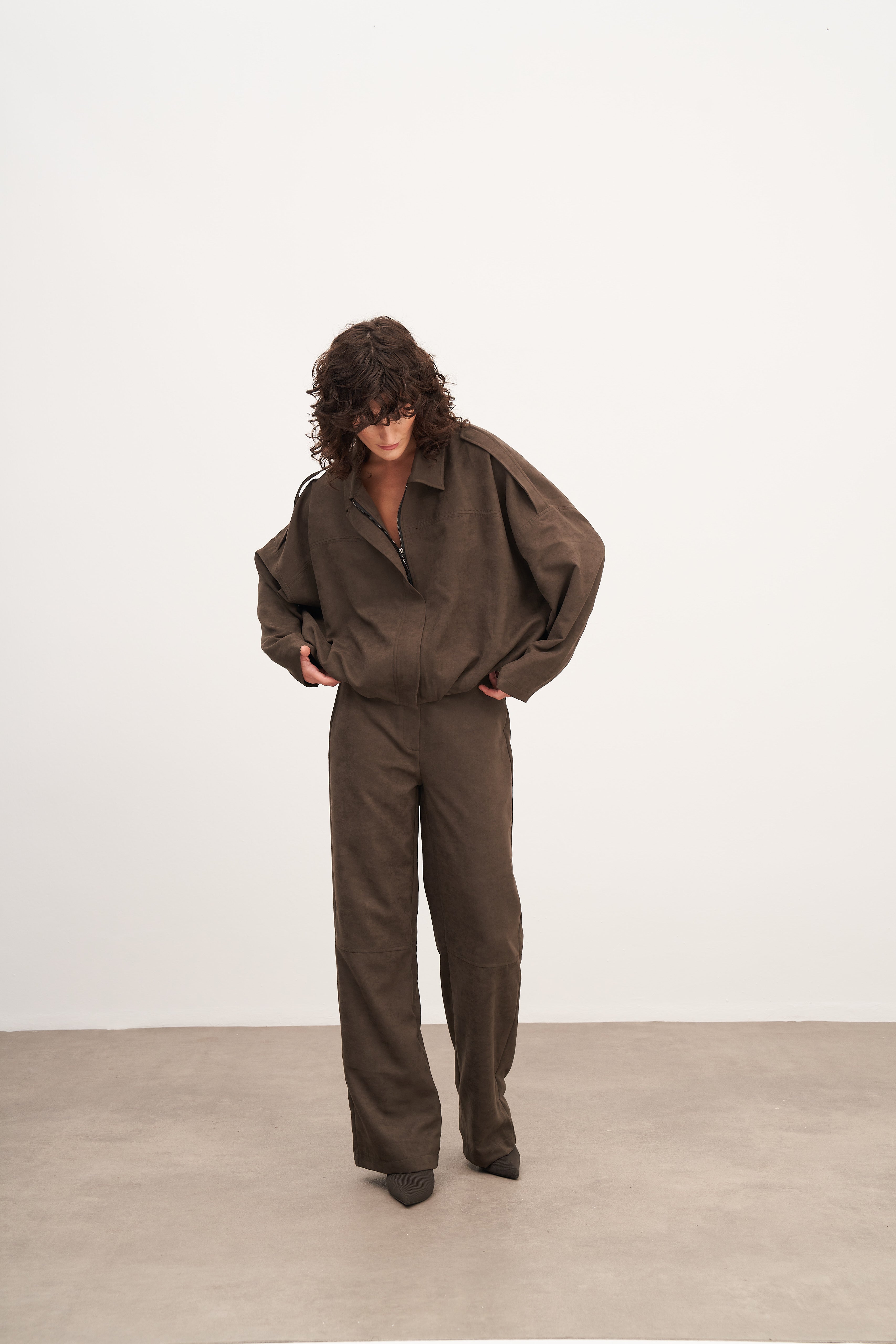 Haki Süet Düz Kesim Pantolon