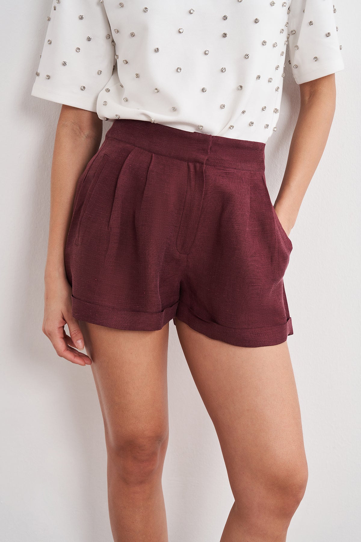 Pileli Keten Şort