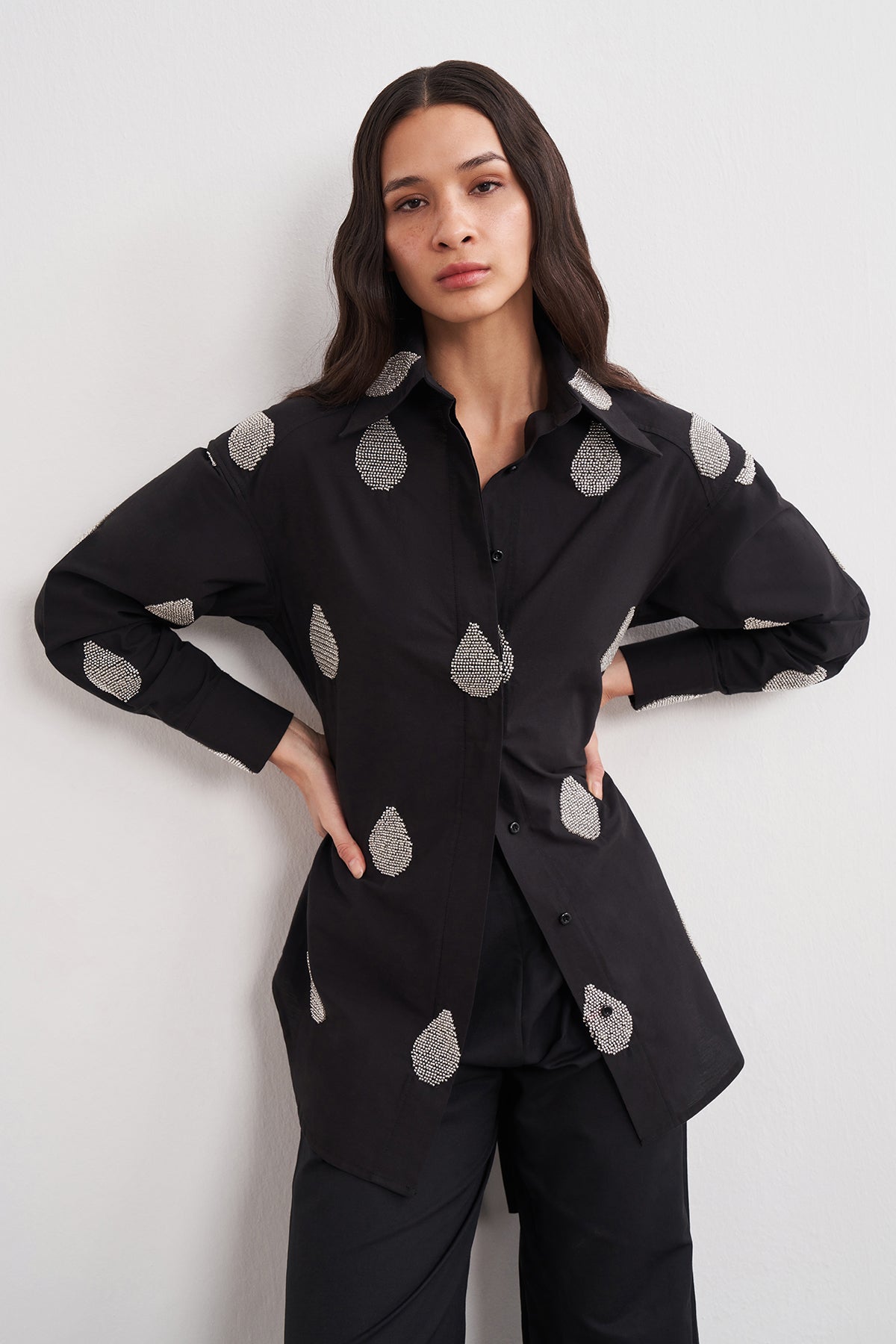 Boncuk İşlemeli Bağlamalı Vatkalı Gömlek